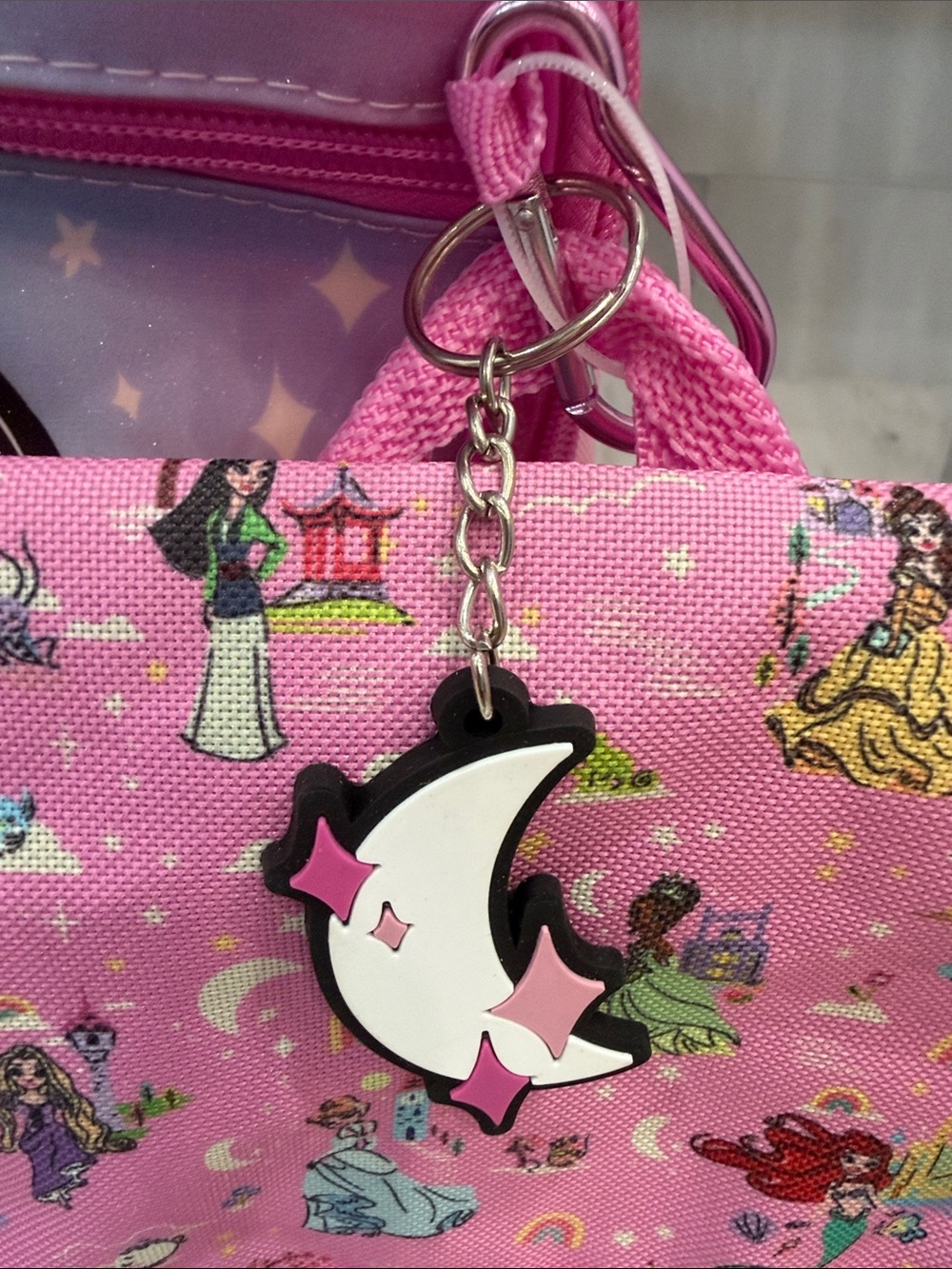 Disney Pink Princess Backpack Water Bottle Keychain and Lunch Bag - Picture 4 of 12